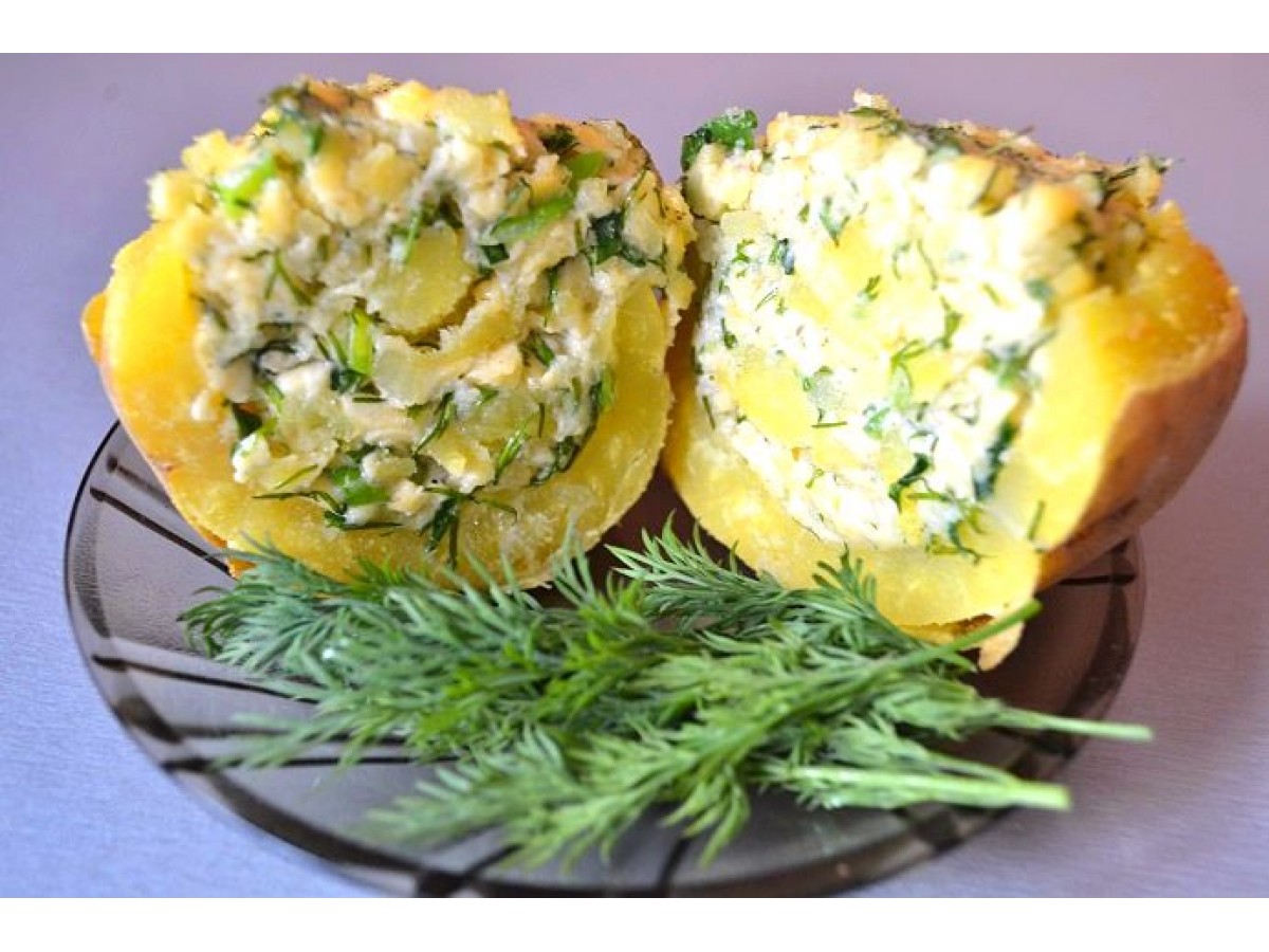 Чудо картошка. Простой рецепт картофеля в духовке.